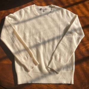 NWOT Neiman Marcus Cashmere Crew Neck Sweater
